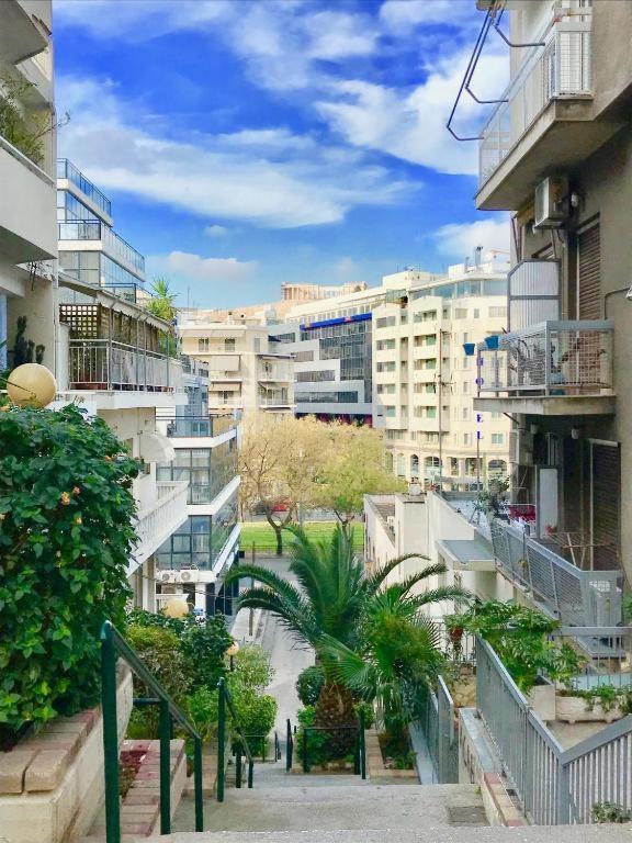 Kynosargous Square'S Apartment Atene Esterno foto