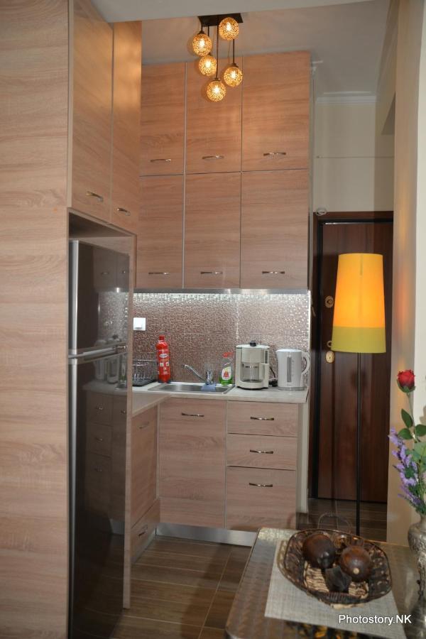 Kynosargous Square'S Apartment Atene Esterno foto